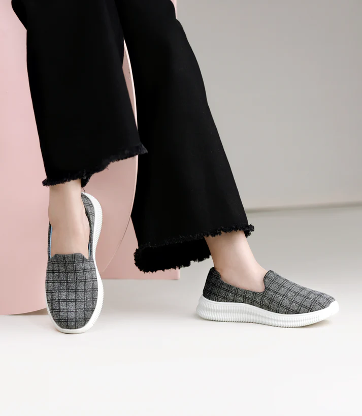 Women Sneakers-GREY