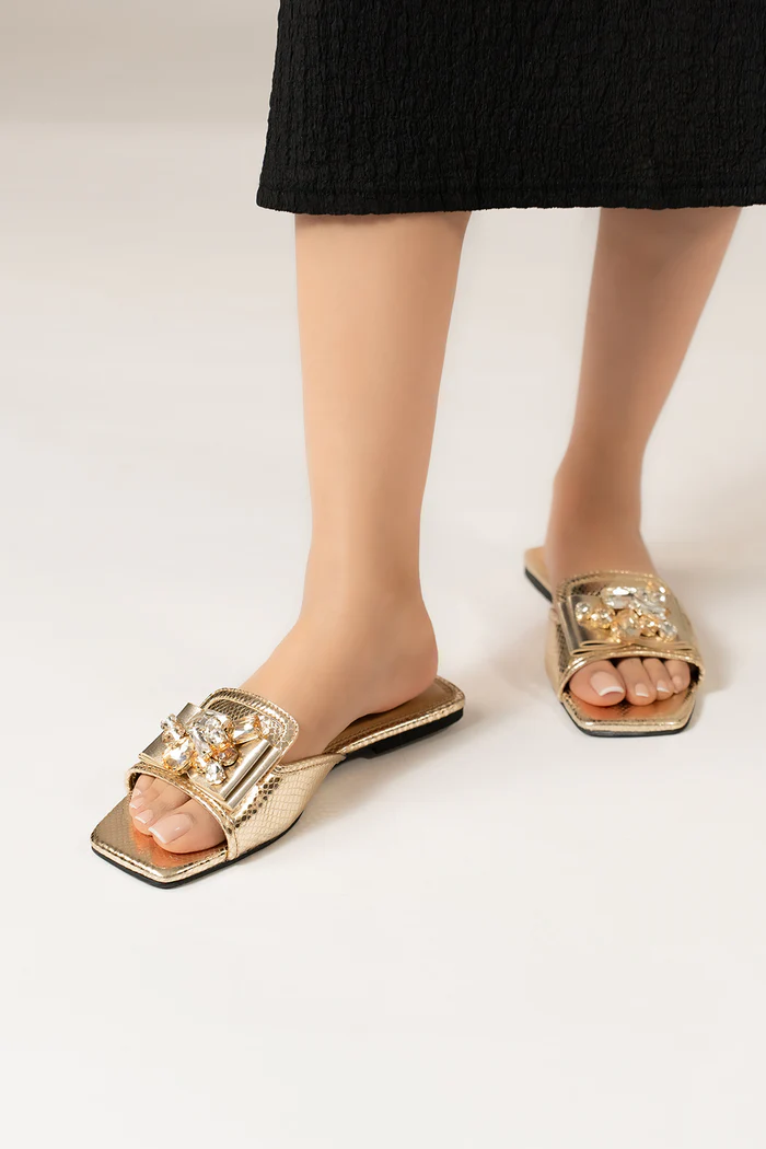 Women’s Flat Lace Chappal – Soft & Comfortable Daily Wear Flats